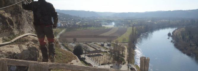 Photo du chantier de la Roque-Gageac (photographe Franck Delage)