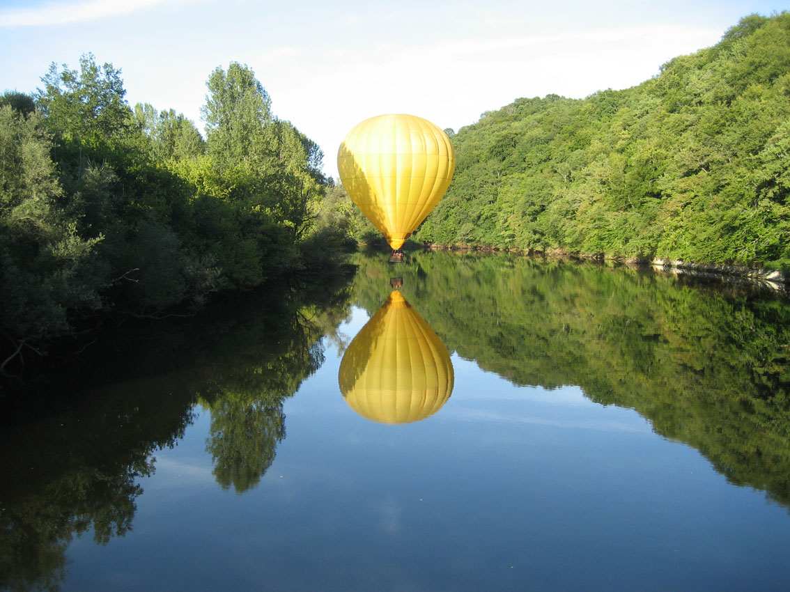 Promenade en Dordogne à bord de nos montgolfières