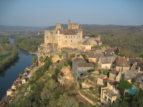 Survol du Château de Beynac