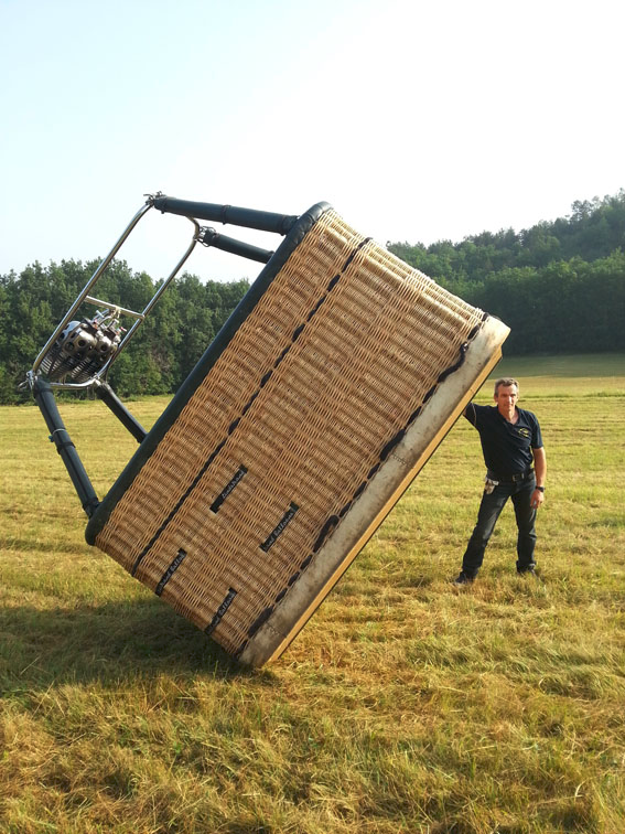 Dominique équipier à Montgolfières du Périgord